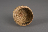 Makah%20artist%2C%20%3Cb%3E%3Ci%3E%20Basket%3C%2Fi%3E%3C%2Fb%3E%2C%20ca.%201950%2C%20beargrass%20and%20maidenhair%20fern%2C%20Gift%20of%20Miss%20Alice%20R.%20Kendall%2C%20no%20known%20copyright%20restrictions%2C%2051.271